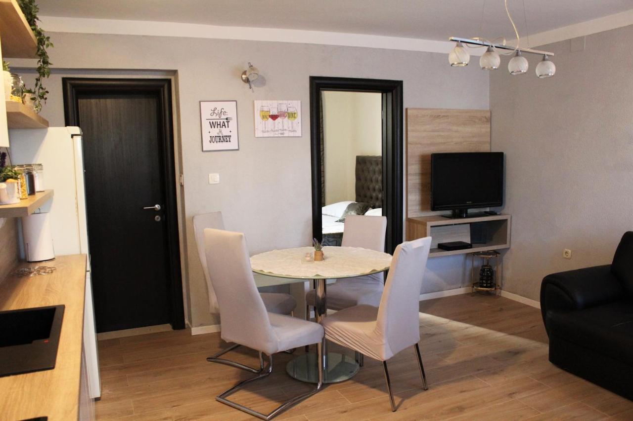 Apartment Adriatic Σπλιτ Εξωτερικό φωτογραφία